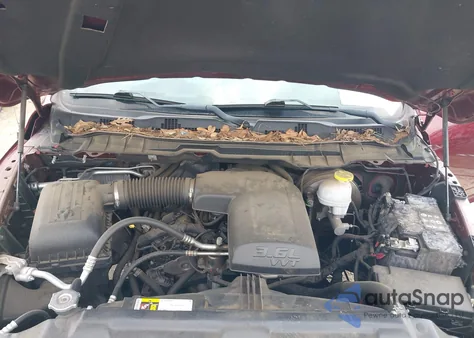 2018 Ram 1500 Express 4X2 5'7 Box z USA, uszkodzony, nr VIN 3C6RR6KGXJG234449